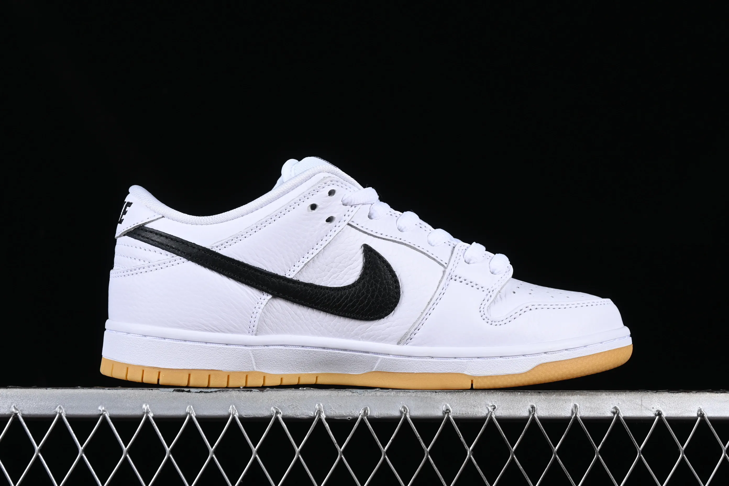 All categories Nk SB Dunk series Nk SB Dunk Low low-top sneakers Nk SB Dunk Low Pro ISO dunk series retro top layer low-top casual sports skateboard shoes CD2563-101